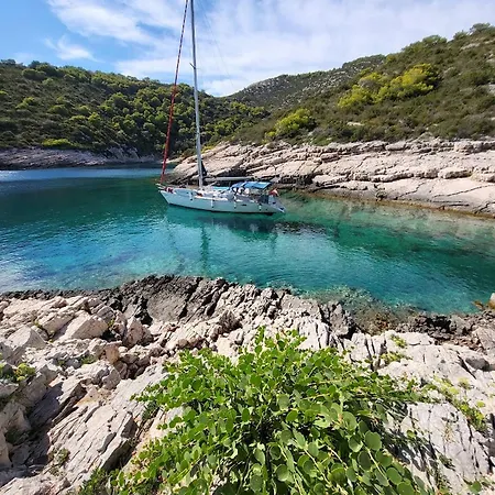 Sailing In Croatia - Private Sailing Yacht 14m 度假居 *