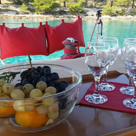 Sailing In Croatia - Private Sailing Yacht 14m 度假居