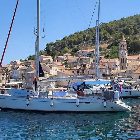 Sailing In Croatia - Private Sailing Yacht 14m 度假居 *