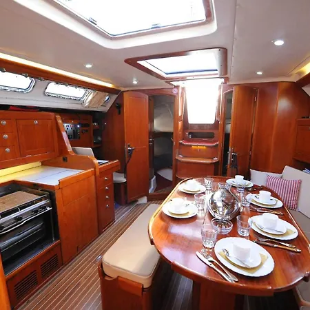 Sailing In Croatia - Private Sailing Yacht 14m 度假居 *